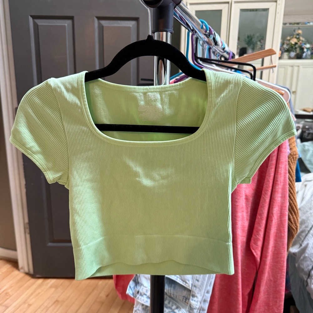 Wild Fable Green Ribbed Crop Top - Picture 7 of 7